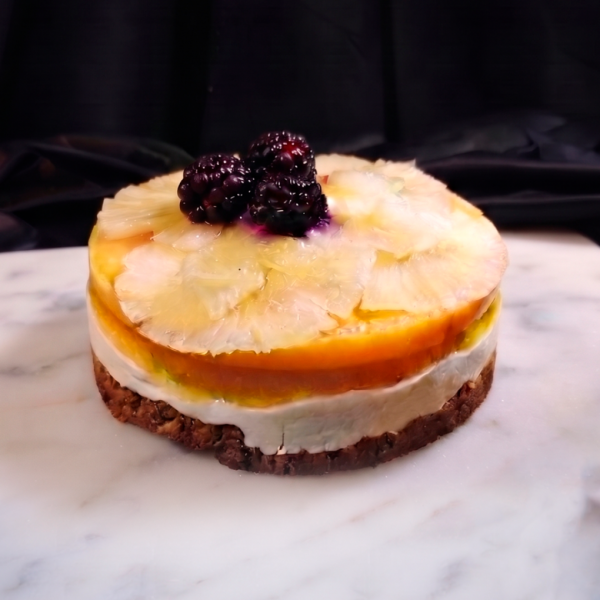 PASTEL MOUSSE DE QUESO CON PIÑA