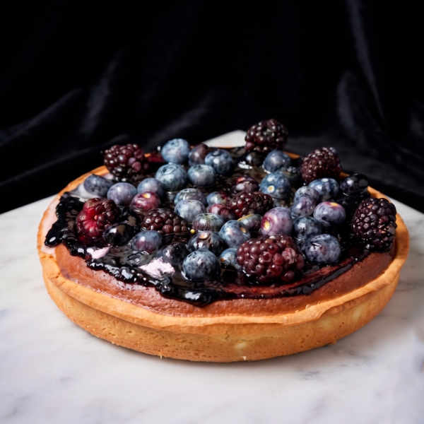TARTA RÚSTICA DE BIZCOCHO Y FRAMBUESAS