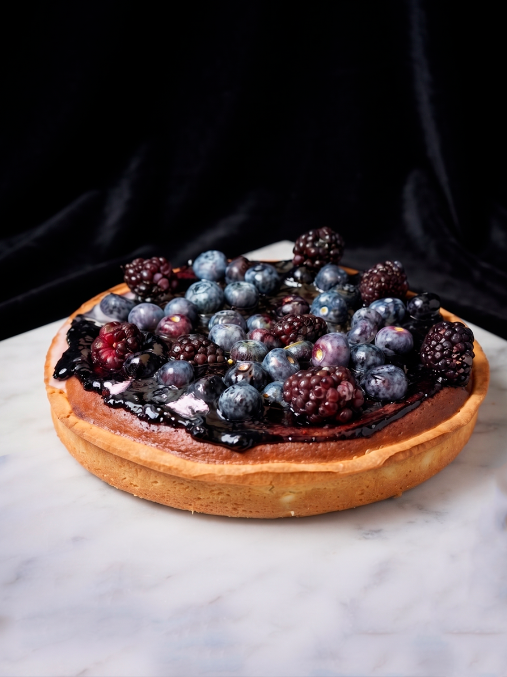 TARTA RÚSTICA DE BIZCOCHO Y FRAMBUESAS